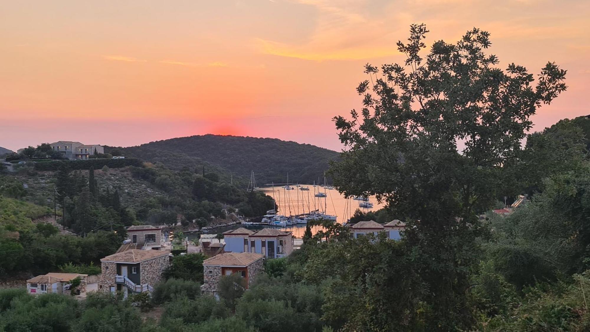 Edem Studios Sivota  Bagian luar foto